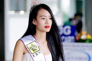 Lâm Thùy Anh đối mặt "án phạt" khi về nước vì thi chui