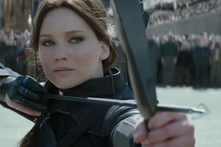 Nghẹt thở với "Điệp viên 007-Spectre" và "MockingJay Part 2"