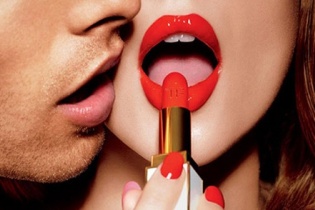 Ma lực của thỏi son Tom Ford khiến phụ nữ khao khát 