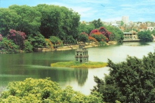 15 tháng tù cho đối tượng gây rối trật tự tại bờ hồ Hoàn Kiếm
