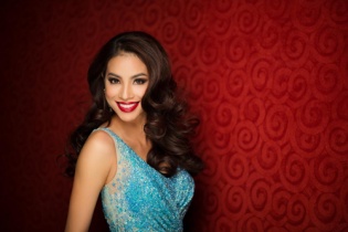 Ngắm nhan sắc Phạm Hương và 80 thí sinh Miss Universe