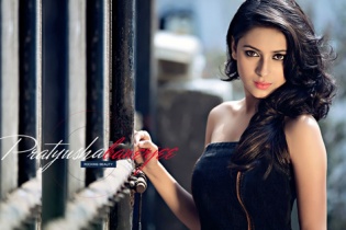 Diễn viên phim "Cô dâu 8 tuổi" kiện nhóm đàn ông xông vào nhà đòi nợ