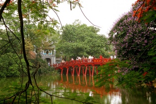 Hà Nội ở vị trí thứ 8 trong top 10 địa điểm được yêu thích nhất thế giới