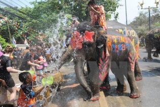 Hơn 25.000 người Thái Lan bị thương trong đợt nghỉ lễ Songkran