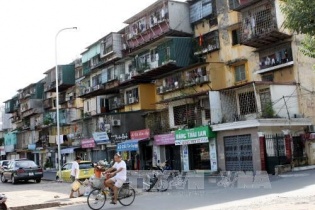 Hà Nội: Di dời khẩn các hộ dân ở nhà có nguy cơ đổ sập ở quận Ba Đình