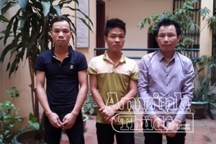 Bắt 3 đối tượng giả danh nhân viên gas, trộm cắp gần 1 tỷ đồng 