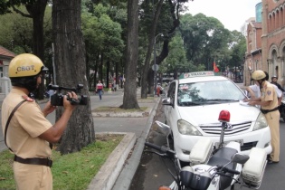 TP.HCM: Cảnh sát giao thông tung quân xử lý vi phạm qua camera