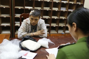 Hơn 3 tháng "bóc" đường dây 15 đối tượng buôn ma túy xuyên quốc gia 