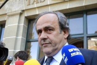 Michel Platini được tòa án thể thao CAS giảm nhẹ án phạt 