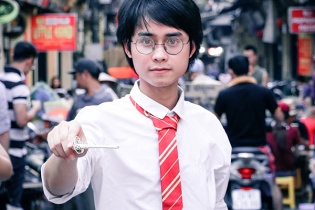 Nam sinh Nghệ An gây sốt vì quá giống Harry Potter