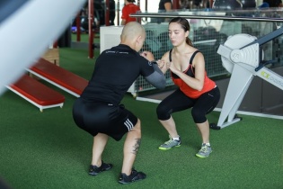 Á hậu Thiên Lý tập luyện nỗ lực tham gia khám phá Sơn Đoòng 