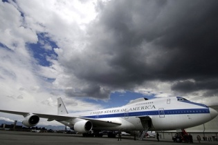 Siêu máy bay "ngày tận thế" bảo vệ tổng thống Mỹ trước thảm họa