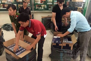 Hà Nội: Triệt phá vụ vận chuyển thuốc lá điếu ngoại nhập lậu cực lớn 