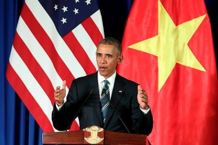 Ngày làm việc thứ 2 của Tổng thống Obama tại Việt Nam