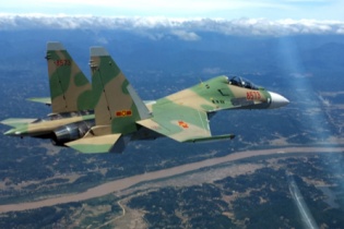 Bộ Quốc phòng thông tin vụ máy bay Su-30MK2 cùng 2 phi công mất tích