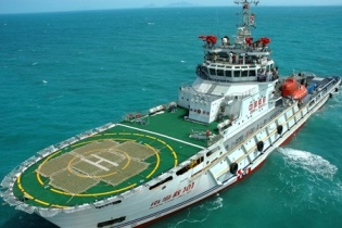 Tàu cứu nạn tốt nhất Trung Quốc tham gia tìm máy bay Việt Nam