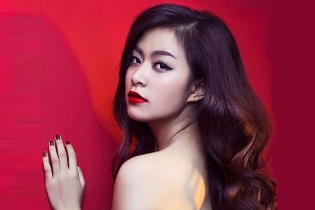 Bản lĩnh và nỗ lực vượt qua tai tiếng của Hoàng Thùy Linh 