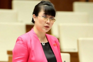 Vì sao Bà Nguyệt Hường mất tư cách đại biểu Quốc hội?