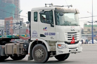 Cảnh sát giao thông  “bó tay” với còi hơi khủng