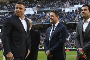 Ronaldo sốc vì bị Owen chê béo