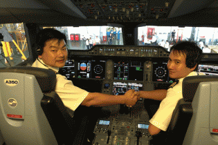 Phi công bất ngờ với vị khách đặc biệt ngày Tết