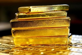Giá vàng hôm nay 25/2: Tăng lên mức cao nhất 3 tháng