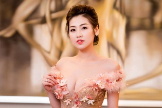 Tú Anh quyến rũ với đầm vàng hồng