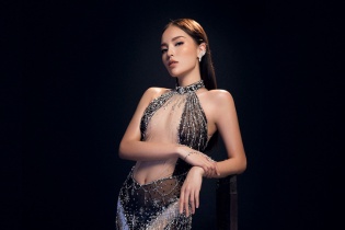Hoa hậu Kỳ Duyên gợi cảm với váy trong suốt