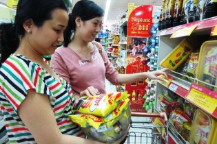 Doanh nghiệp lớn đua "giành phần" trên bàn ăn người Việt