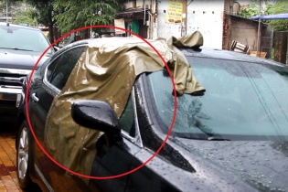 Nghi án đập kính ô tô Lexus, lấy trộm gần 5 tỷ đồng giữa ban ngày