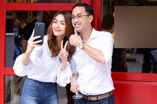 Tăng Thanh Hà tái xuất, khoe dáng thon sau 4 tháng sinh con 