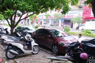 Tình tiết bất ngờ vụ Phó chủ tịch quận Thanh Xuân đỗ xe đi ăn bún
