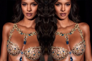 Áo lót 2 triệu USD của Victoria"s Secret