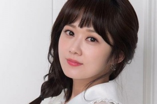 Jang Nara tuổi 36 trẻ như nữ sinh và không muốn lấy chồng