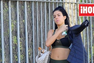 Bạn gái C. Ronaldo lấy lại thân hình chuẩn sau sinh với thời gian ngắn thần tốc