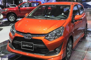 Ô tô đại hạ giá, 400 triệu tha hồ sắm xe chơi Tết