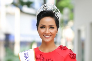 H"Hen Niê: "Cát-xê cao nhất tôi từng nhận là 16 triệu, thấp nhất là 0 đồng"