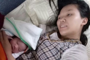 Sáng nay, một sản phụ sinh con ngay trên tàu hỏa