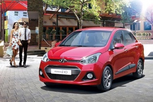 Ô tô đua nhau giảm giá, nhiều xe dưới 300 triệu đồng