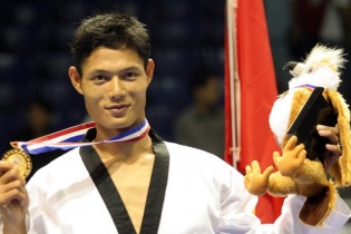 "Trình độ võ thuật của Pierre Flores quá tầm thường"