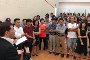 Hơn 200 học viên đòi trung tâm California trả lại tiền