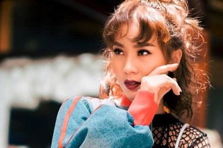Phạm Lịch bị người lạ nhắn tin đe dọa phải rời Sài Gòn