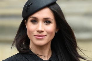 Meghan Markle vào top 25 phụ nữ ảnh hưởng nhất nước Anh