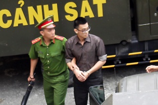 14 người khủng bố sân bay Tân Sơn Nhất xin giảm án
