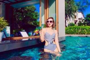 Ngắm thân hình vạn người mê của Lã Thanh Huyền