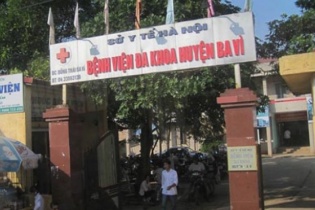 Hà Nội: 6 năm nuôi con người khác vì bệnh viện trao nhầm