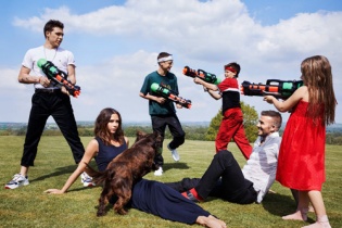 Cả nhà Beckham lên tạp chí Vogue