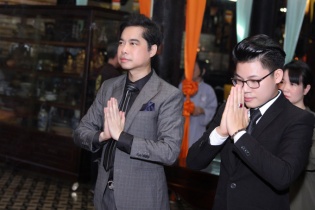 Ca sĩ Ngọc Sơn nhận học trò Duy Cường làm con nuôi