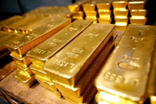 Giá vàng hôm nay 27/9: Khó lường Donald Trump, vàng nhạy cảm