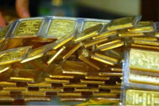 Giá vàng hôm nay 27/12: USD tăng trở lại, vàng lên đỉnh mới